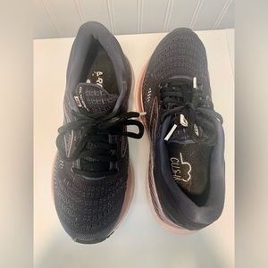 Brooks glycerin GTS 19